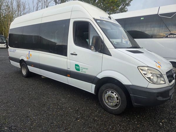 Mercedes-Benz Sprinter 2011 - Main image