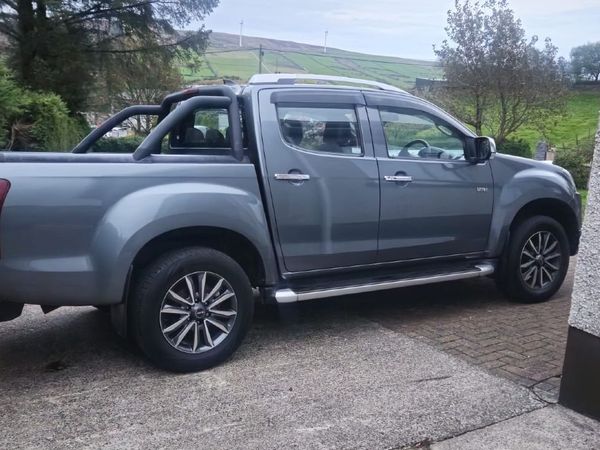 Isuzu D-Max 2019 - Main image