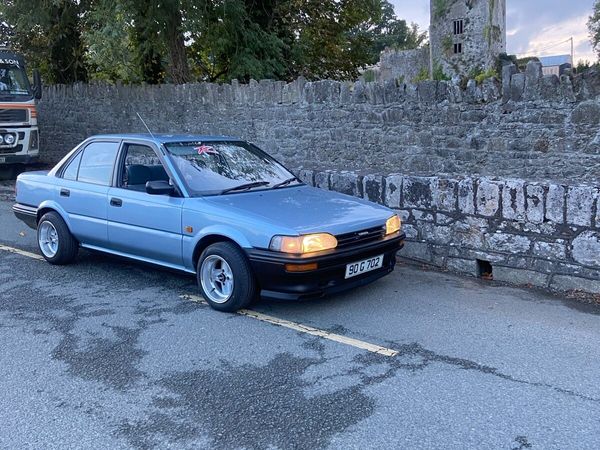 Toyota Corolla e9 - Main image