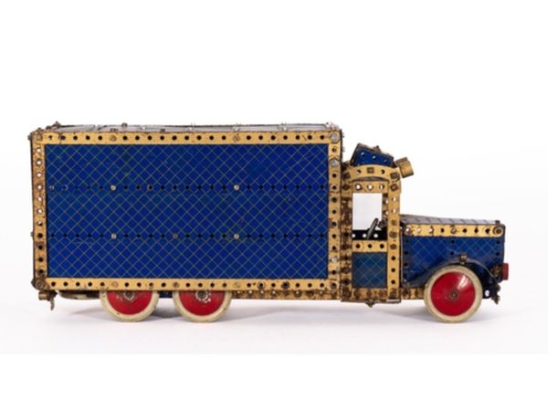Meccano Super Models Box Van Lorry - Main image