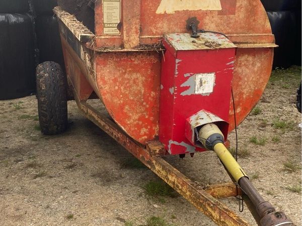Dung spreader - Main image