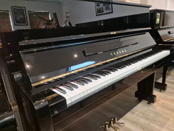 YAMAHA PIANOS - Main image
