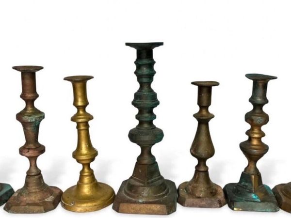 7 antique brass candle holders - Main image