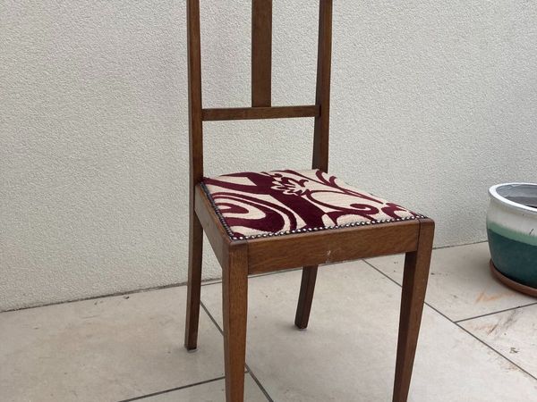 Antique Chair - Bedroom Chair - Hall Chair - Main image