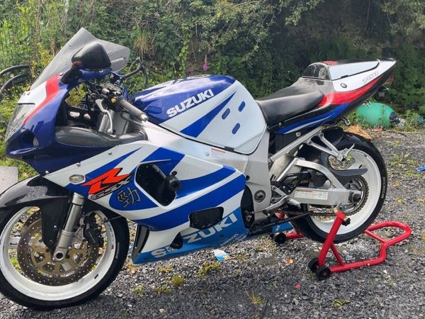 Suzuki gsxr 750 - Main image