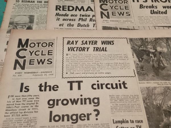 Vintage original motorcycle news MCN paper - Main image