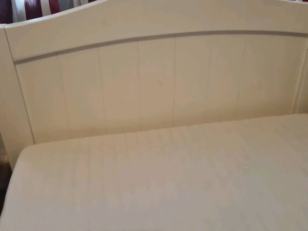 Nested Sorrento Cot bed - Main image