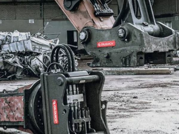 OilQuick Quick Coupler - Main image
