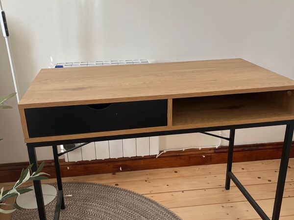 Desk - Main image