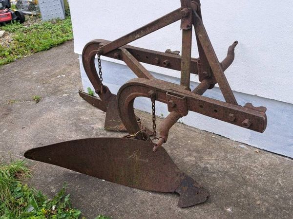 2 furrow plough - Main image