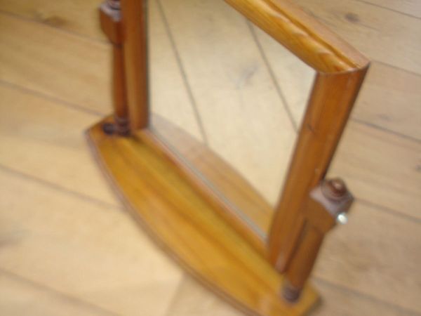 VINTAGE STURDY SOLID PINE VANITY MIRROR - Main image