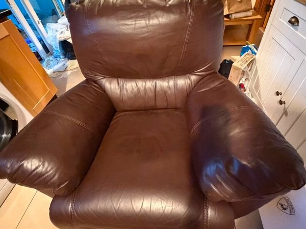 Leather brown armchair with mint condition - Main image