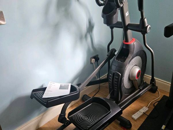 Elliptical Cross Trainer Schwinn 570E - Main image