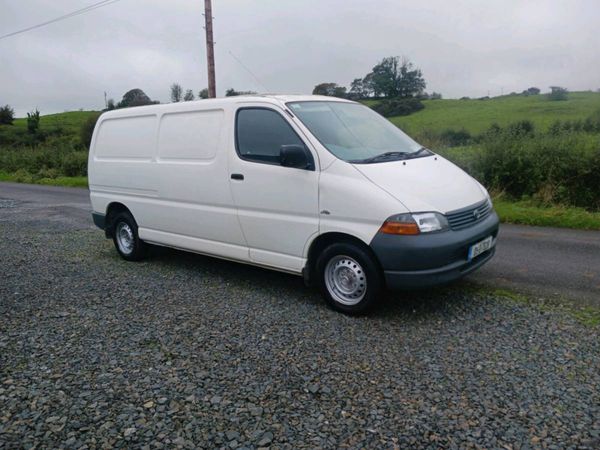 2005 toyota hiace , tested 30/07/2027, 3750 euro - Main image
