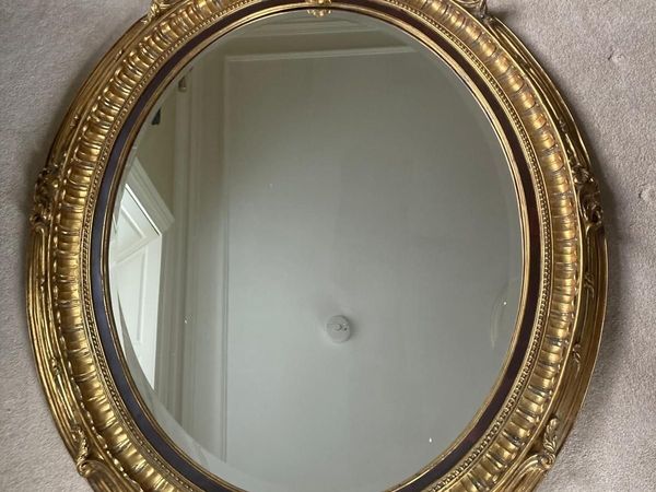 Oval Mirror - Main image