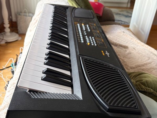 Keyboard and Charger - Main image