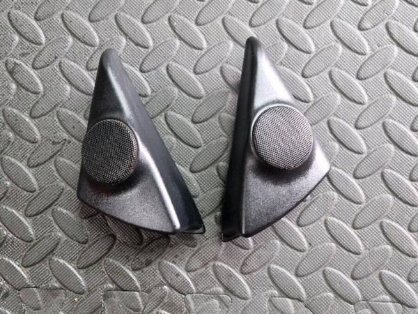Toyota Mr2 tweeter covers & K&N filter - Main image