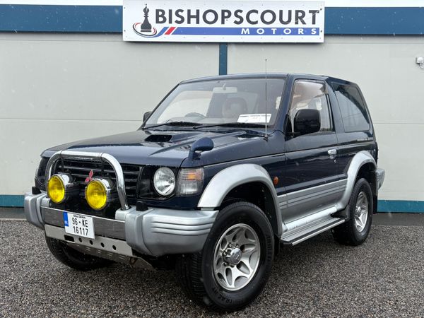 Mitsubishi Pajero 1996 - Main image