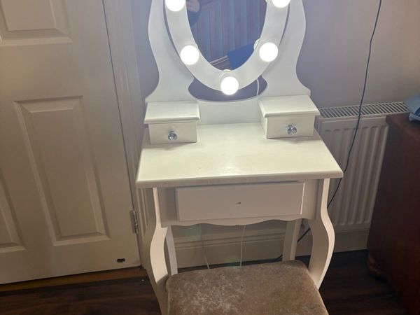Vanity table powered lights and chair - Main image