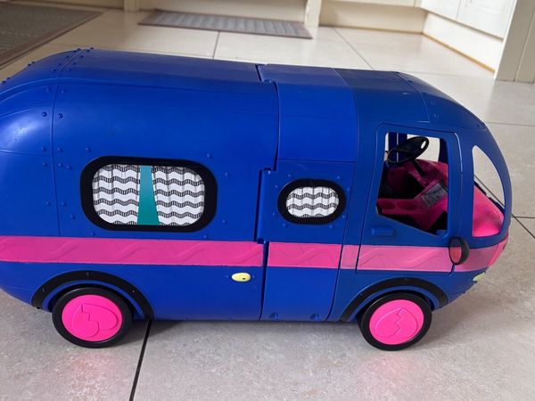 LOL OMG Campervan - Main image