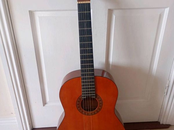 Valentia Guitar - Main image