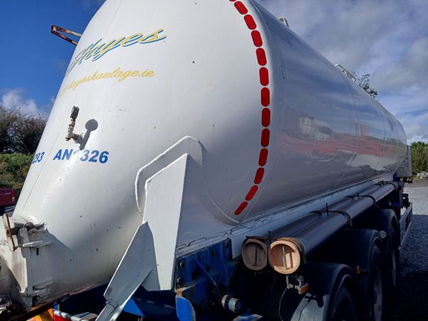 Tanker - Main image