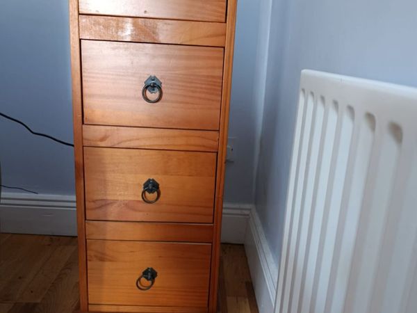 Pine chest of drawers - Main image