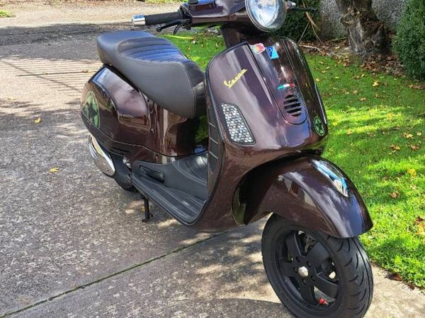 Vespa Gts300 Super 2011 - Main image