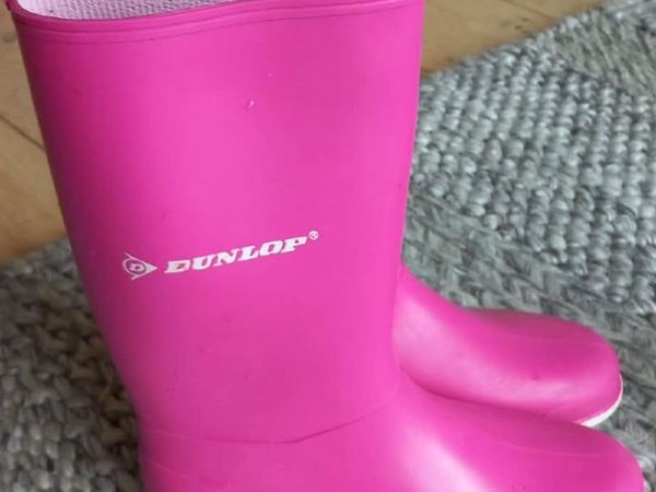 Size 2 wellies - Main image