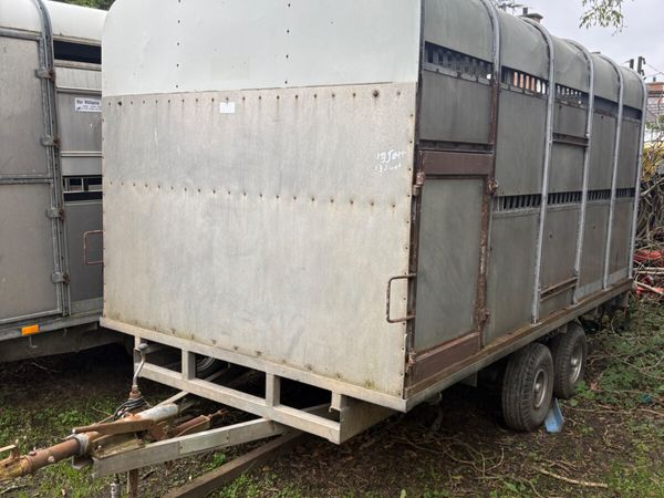 Ifor Williams 12ft cattle trailer - Main image