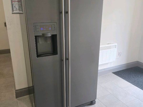 Samsung American Style Fridge Freezer - Main image