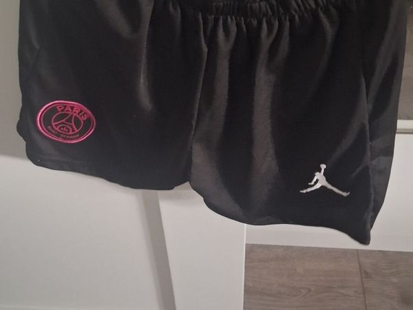 Boys football kits - Main image