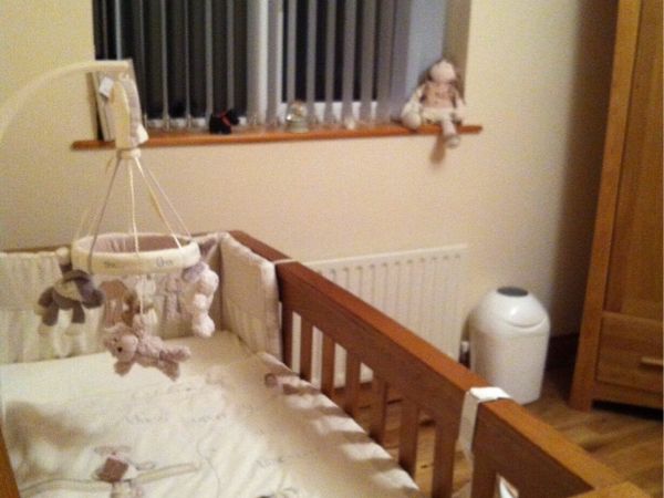 Mamas and Papa’s Bedroom set - Main image