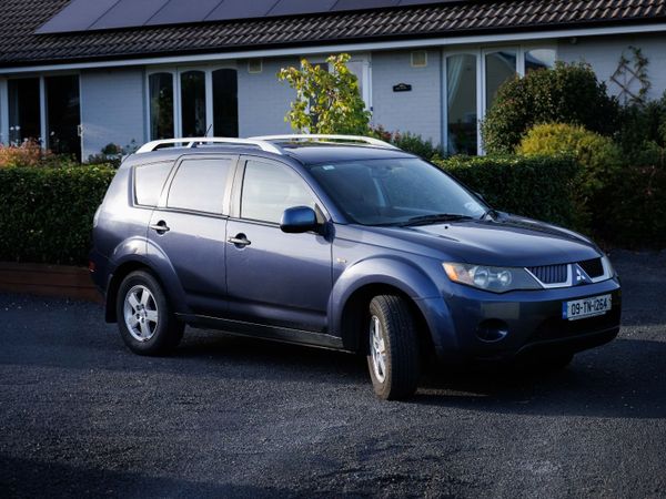 Mitsubishi Outlander 2009 - Main image