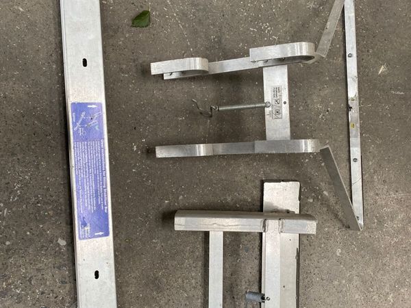 Ladder stand offs and leveller - Main image