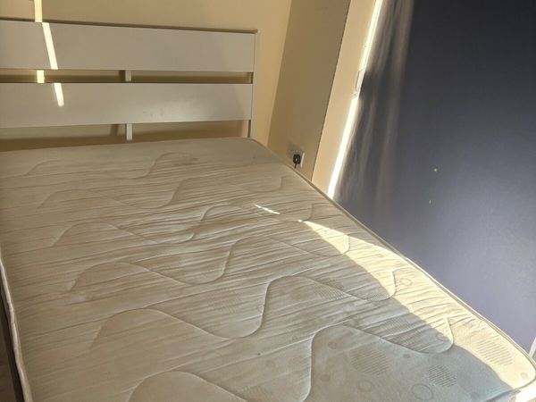 Matress - Main image