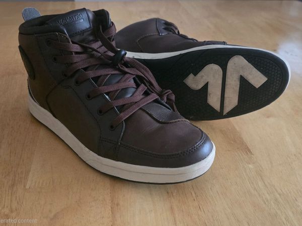 V Quattro Twin Casual Motorcycle boots - Main image