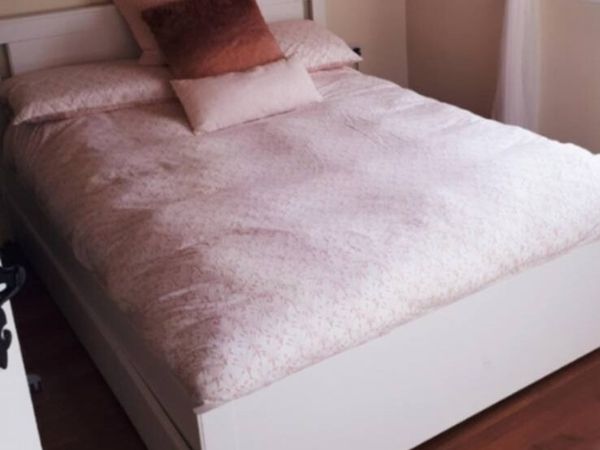 King size bed frame - Main image