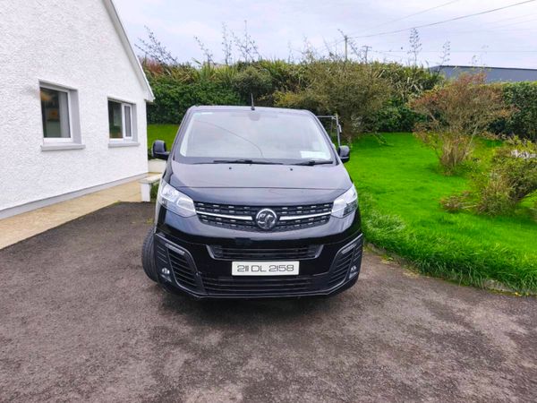 Vauxhall vivaro 1.5hdi sportive - Main image