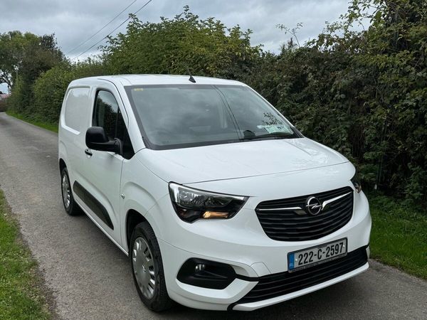 2022 Opel Combo Sportive 1.5 Diesel 100BHP - Main image