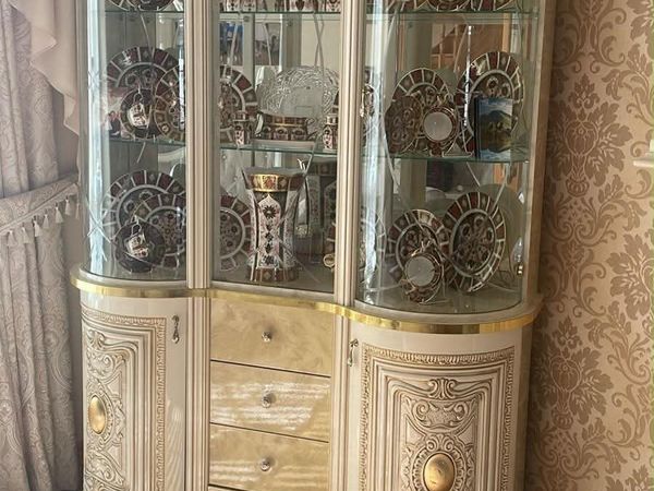 Italian furniture - Main image