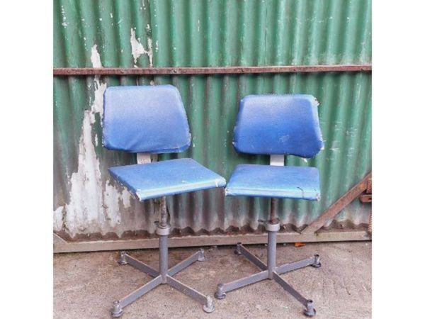 Pair of vintage swivel desk chairs – KAS269 - Main image