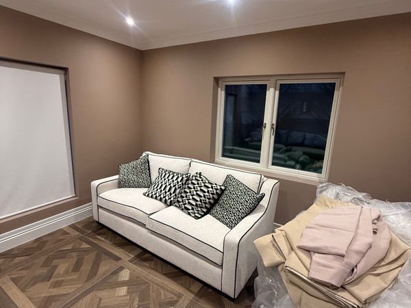 3 seater couch - brand new - Main image