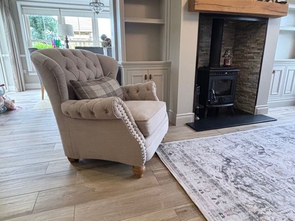 Alexander & James 4-Seater Sofa & 2 Armchairs - Main image