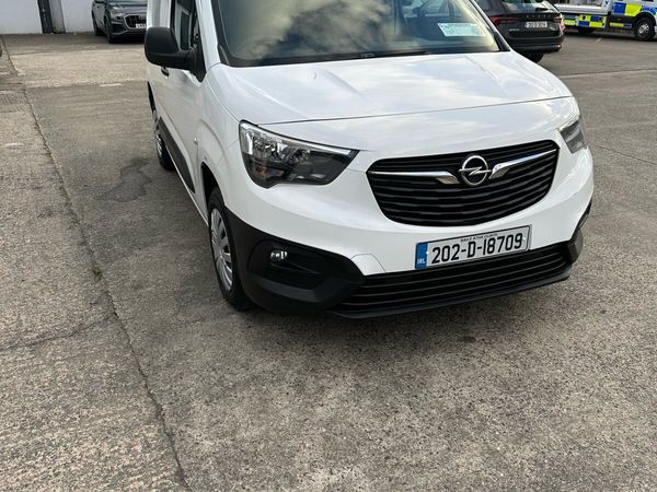 2020 Combo 1.5 diesel (Not Damaged) - Main image