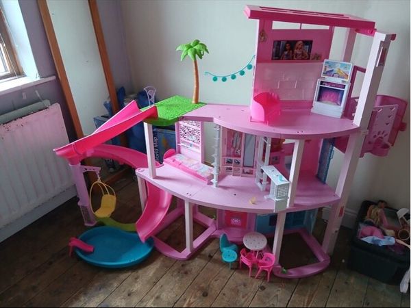 Barbie doll dreamhouse - Main image