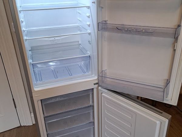 Fridge freezer- PRICE REDUCED Beko - Pristine -Can Deliver Locally - Main image