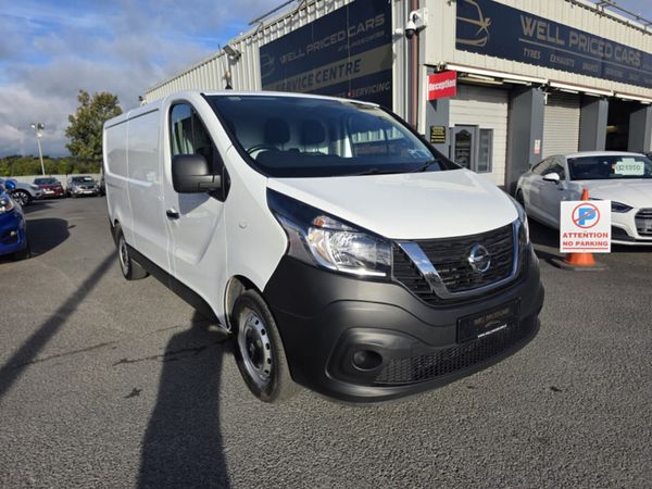 Nissan NV300 LWB 120 XE 1300 MY20 4DR - Main image