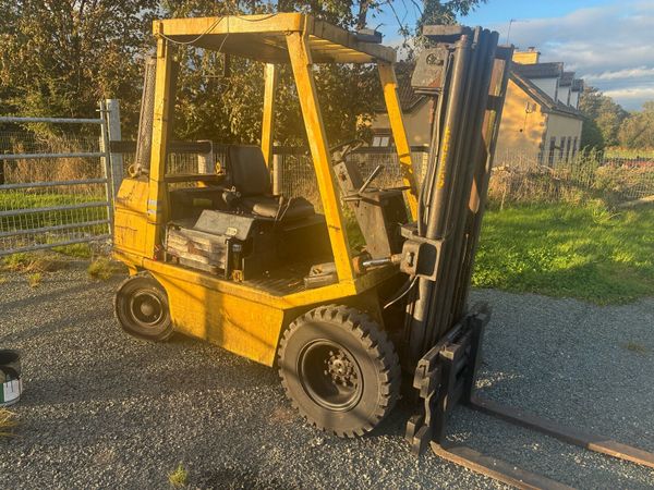2.5t forklift - Main image