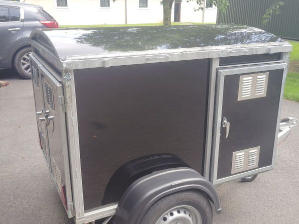 Dog trailer - Main image